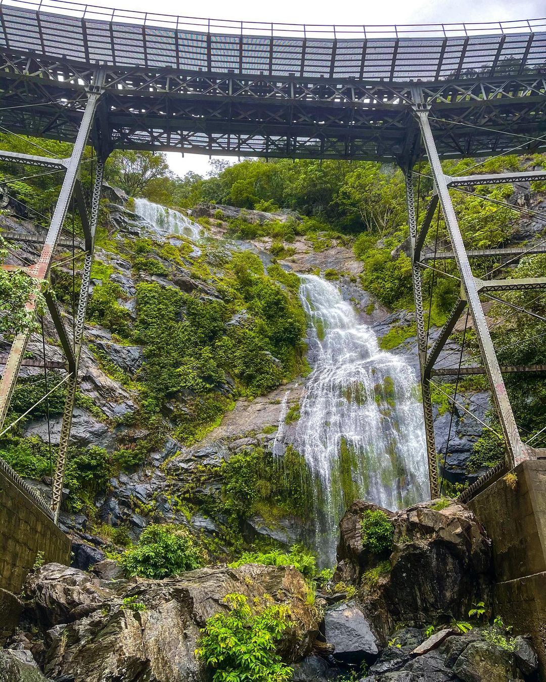 Upper Stoney Creek Falls